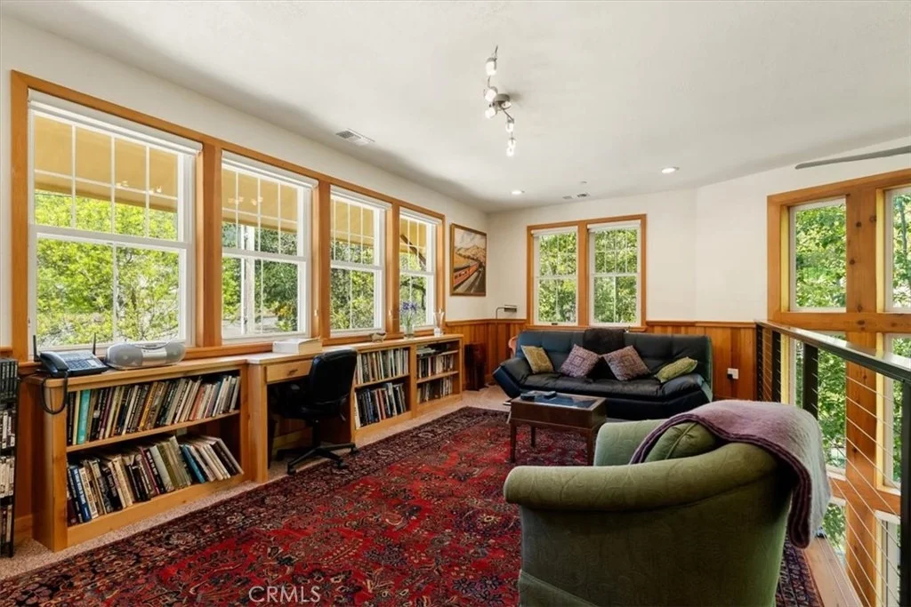 Photo of 6200 Scherrer