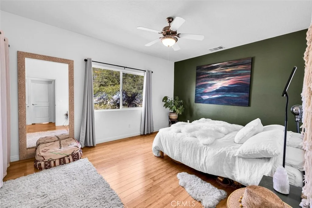 Photo of 61481 Latham Trail