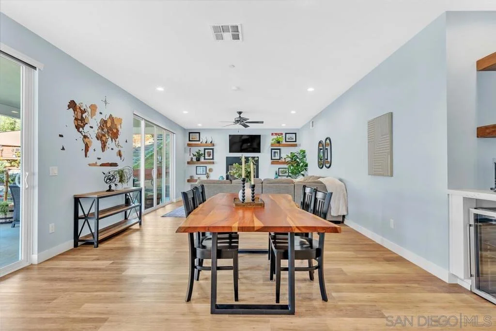 Photo of 10224 Noble Way