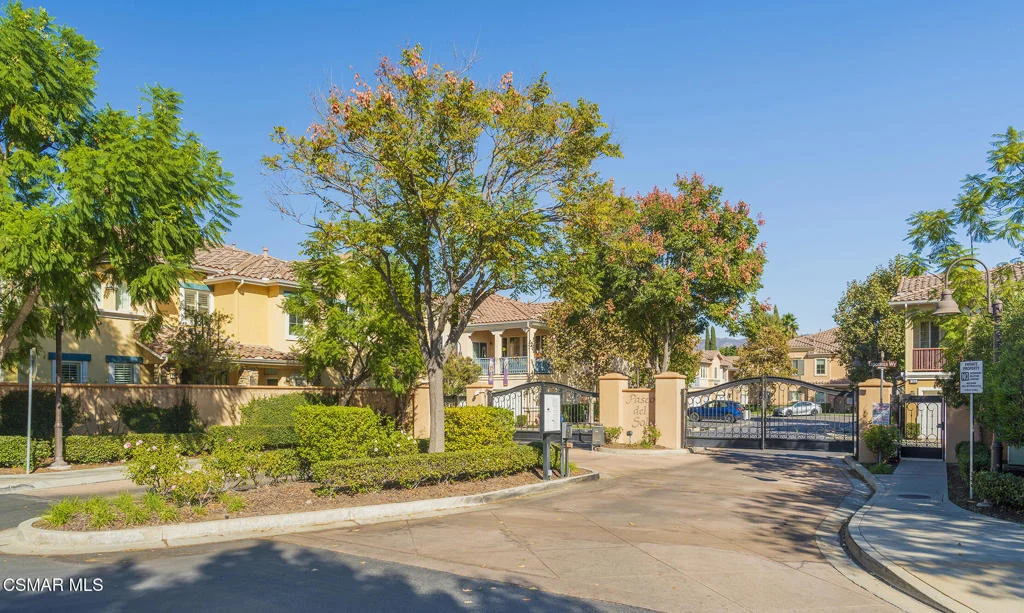Photo of Unit B at 2916 Esperanza Way