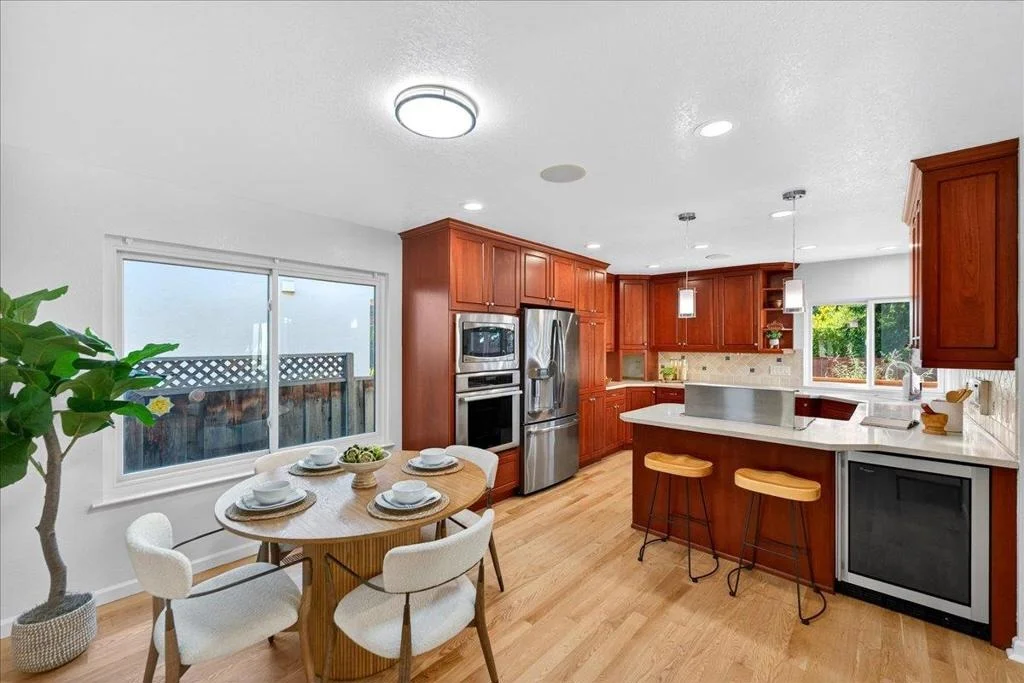 Photo of 292 Apricot Lane