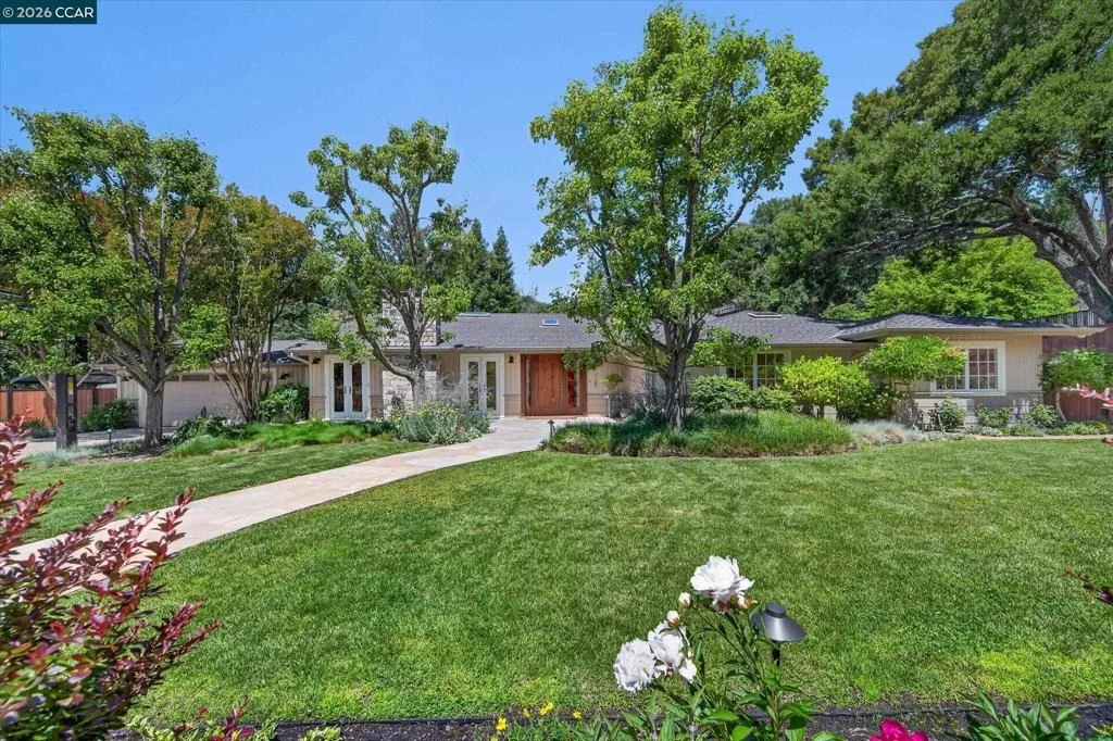 Photo of 1165 Glen Rd