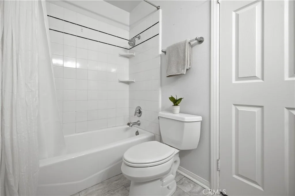 Photo of 3632 Nipomo