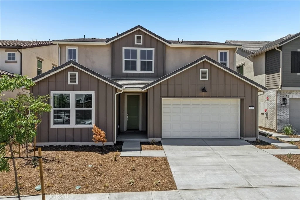 Photo of 8533 Tamarack Street