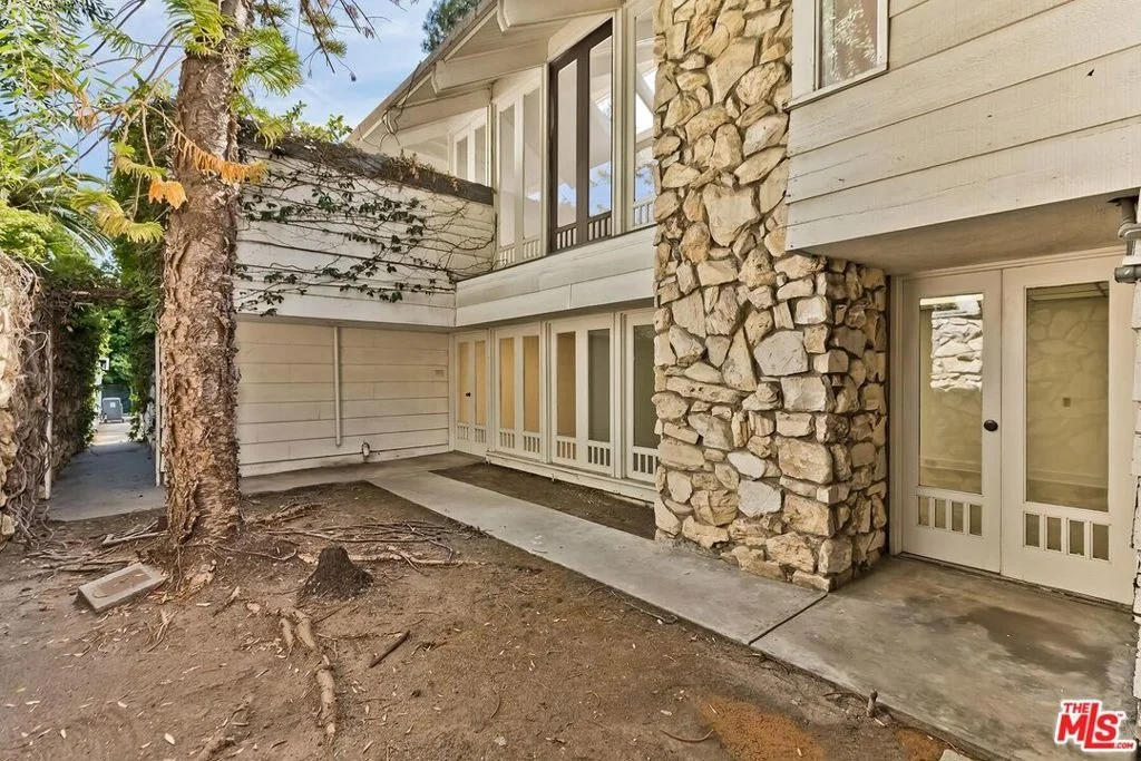 Photo of 1005 Schuyler Road