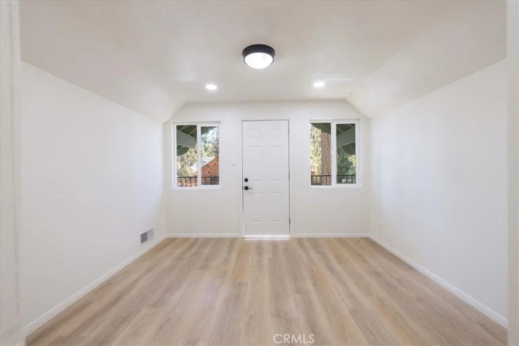 Photo of 39196 Starview Lane