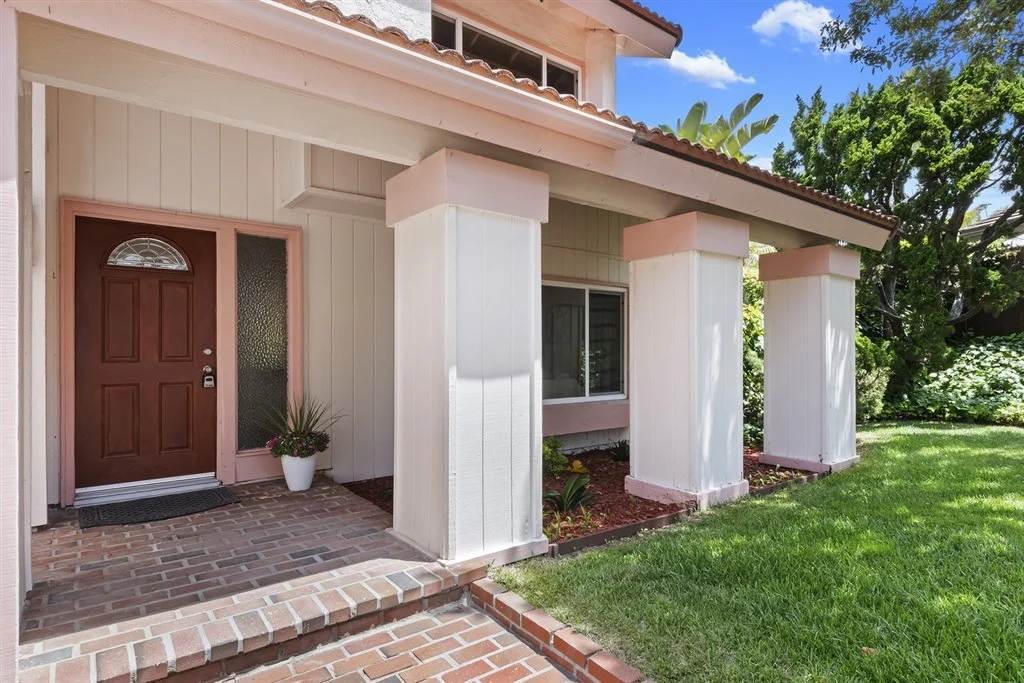 Photo of 1410 VALLEDA LANE