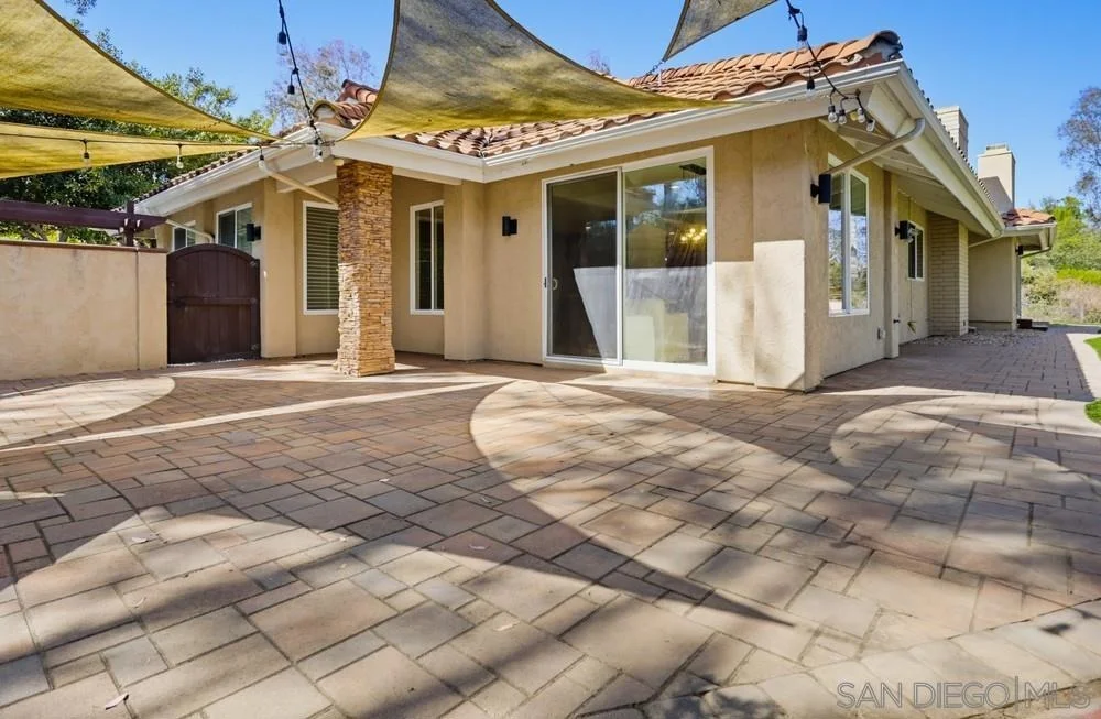Photo of 15311 Crestview