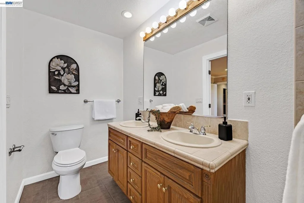 Photo of 1803 Wayne Ave