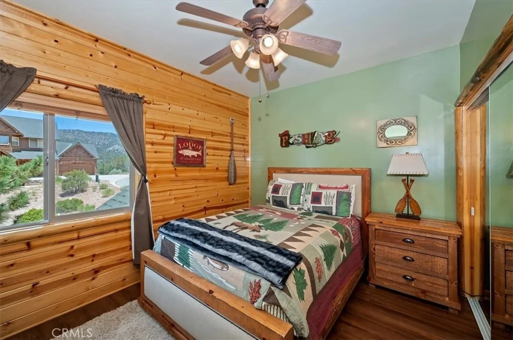 Photo of 41971 Tamarack