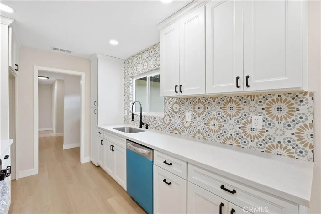 Photo of 7614 Tamarind