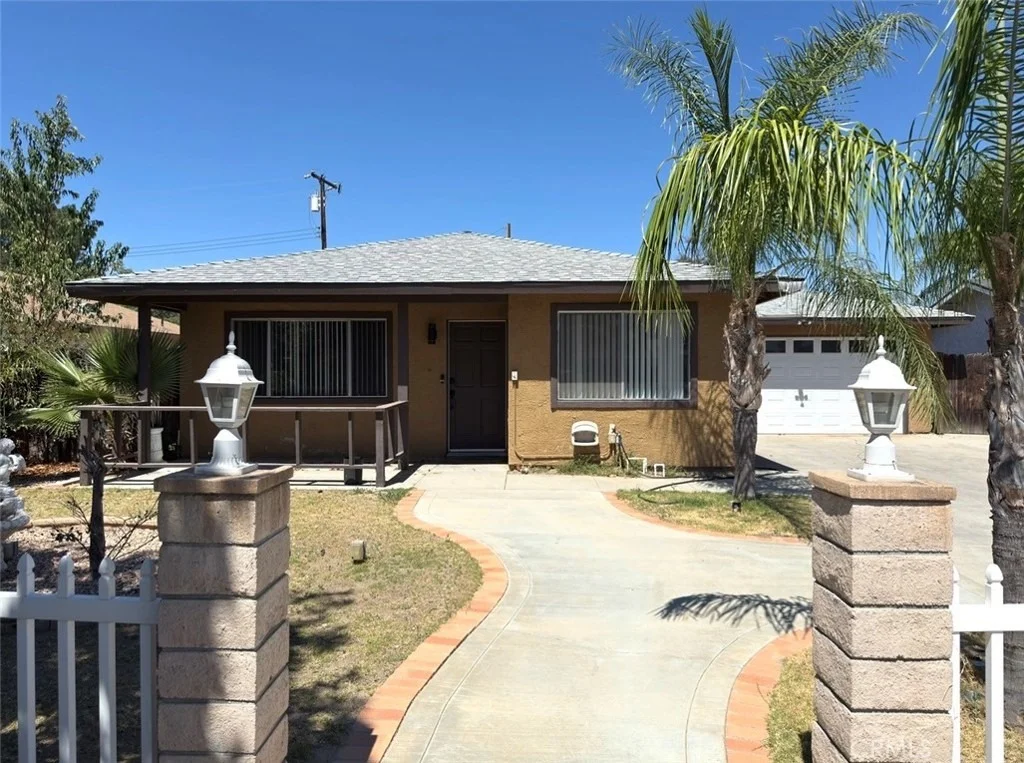Photo of 915 Marlyce