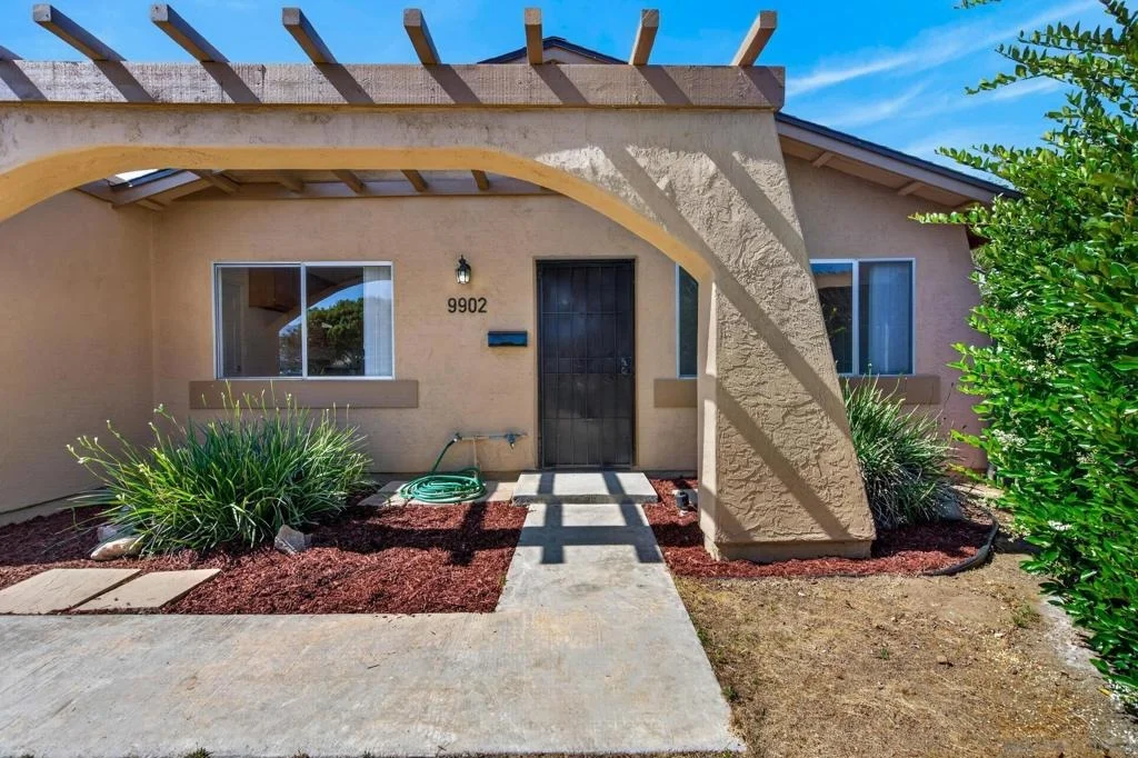 Photo of 9902 Saddleback Drive
