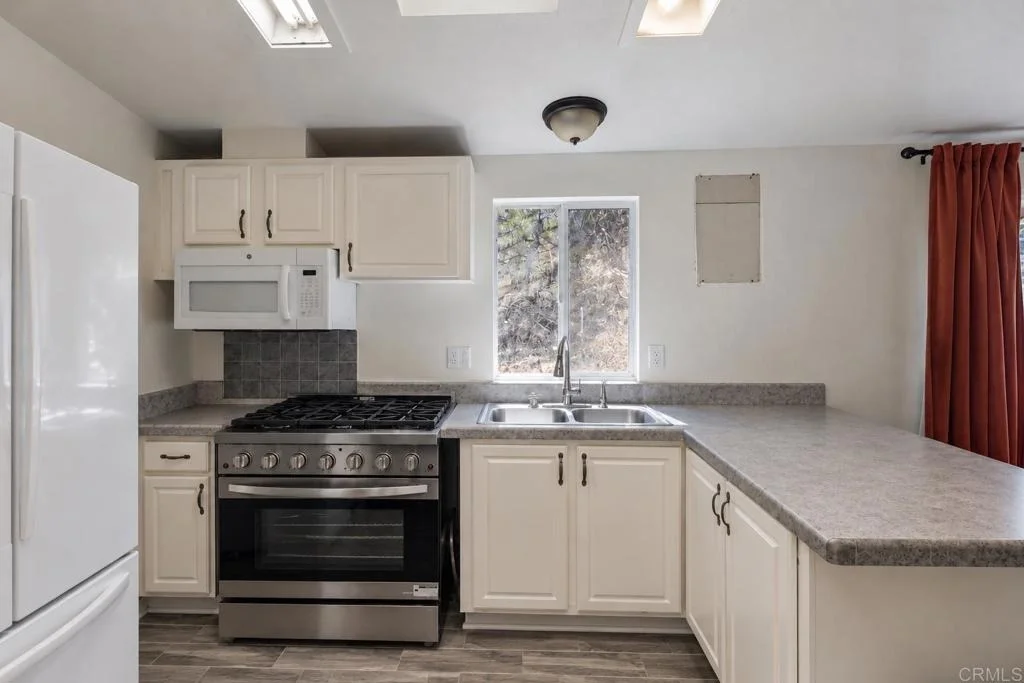 Photo of 1020 Silverbrook Drive