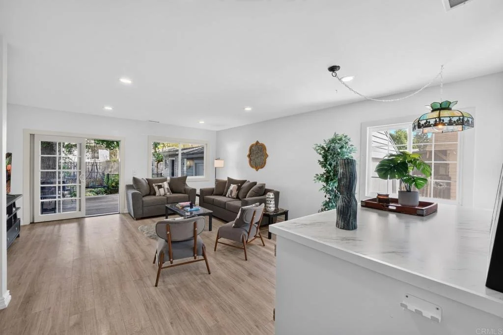 Photo of 4855 Pine Street