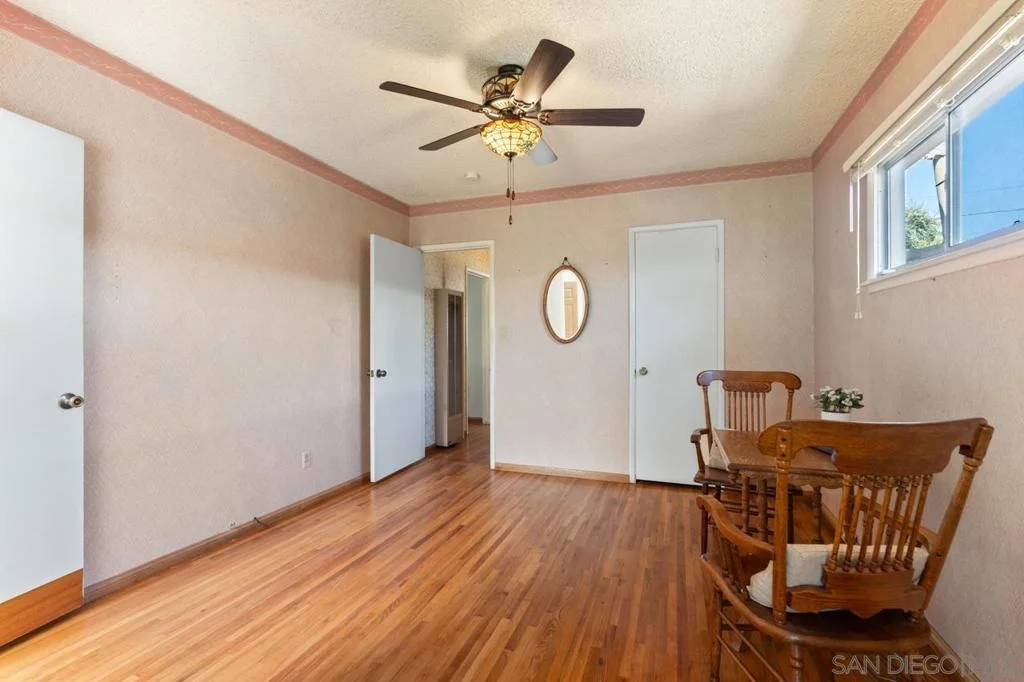 Photo of 6031 Sinton