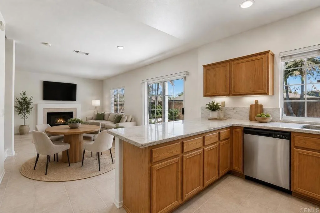 Photo of 915 Applewilde Drive