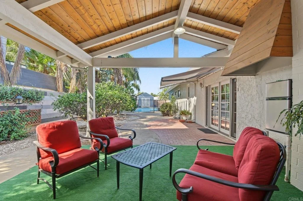 Photo of 318 Rose View Place