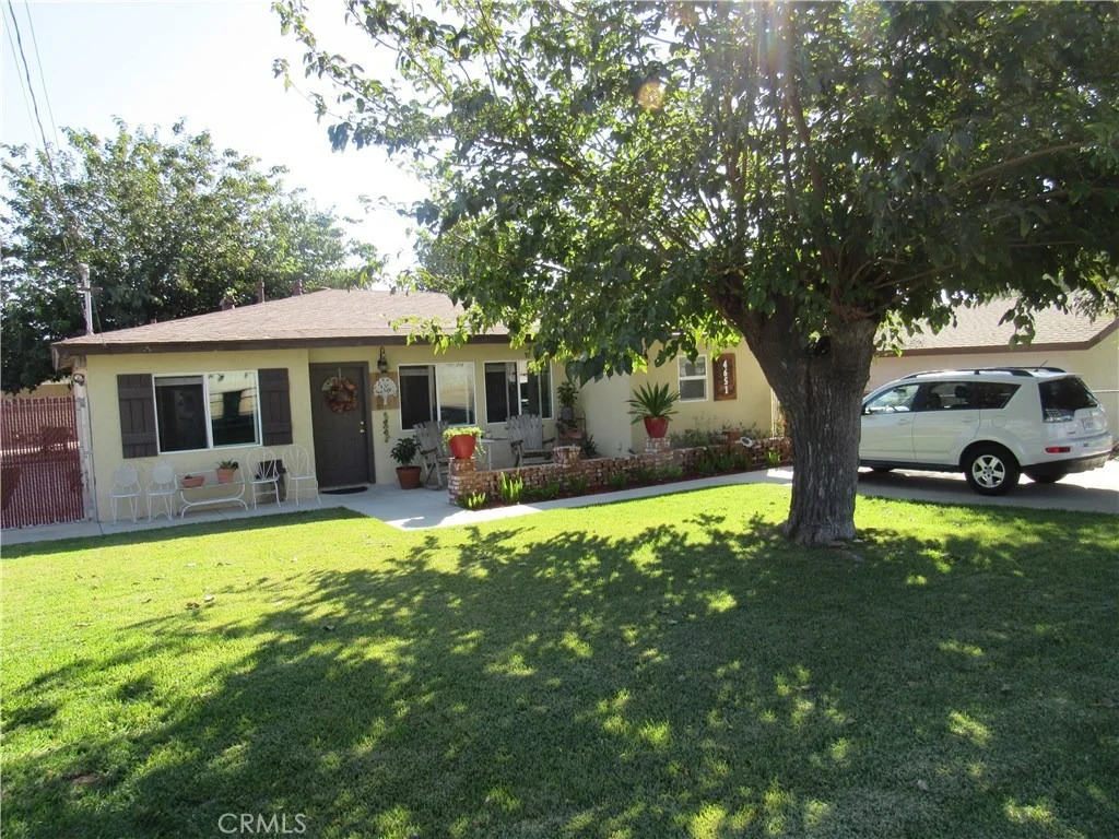 Photo of 4651 Temescal Avenue