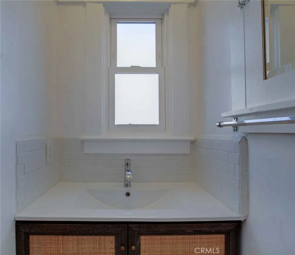 Photo of 301 Catalina