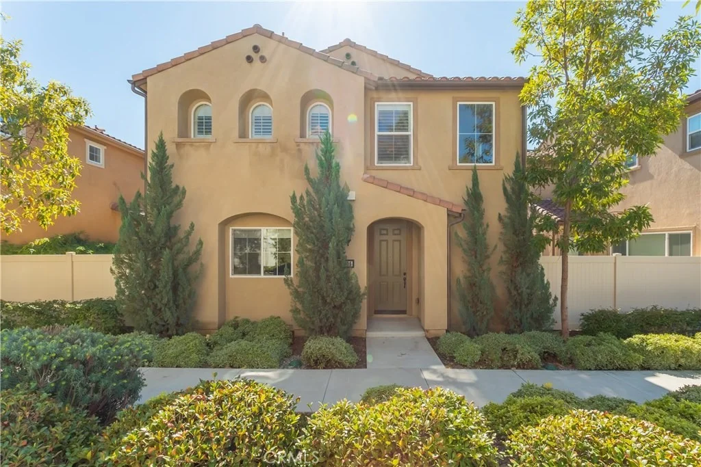 Photo of 396 Cardinal Lane