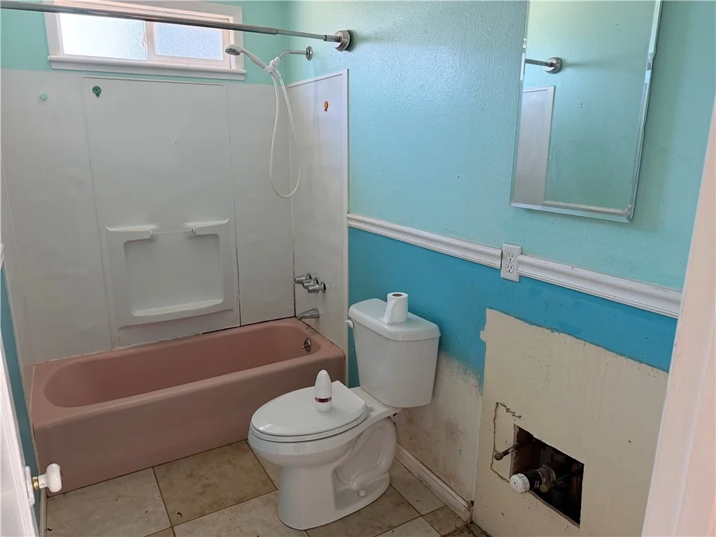 Photo of 5726 Newland