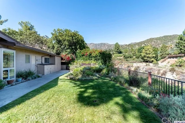 Photo of 2301 Chapman Road