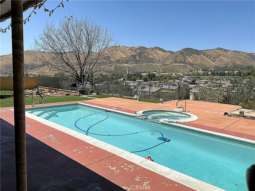 Photo of 11735 Peach Tree