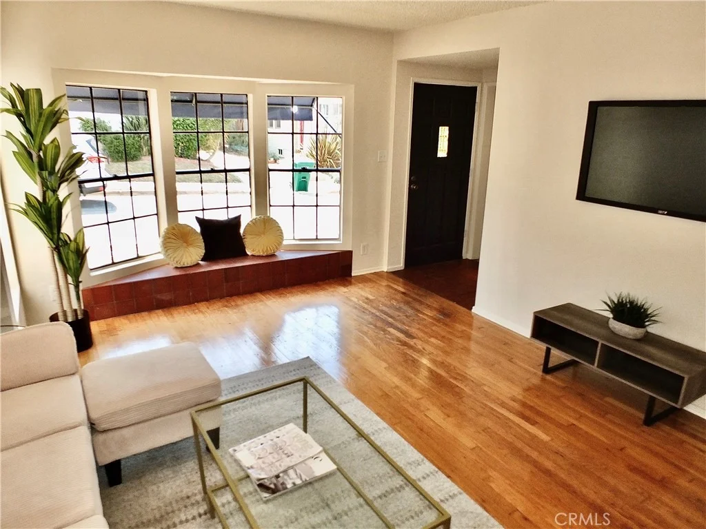 Photo of 336 Eliot Lane