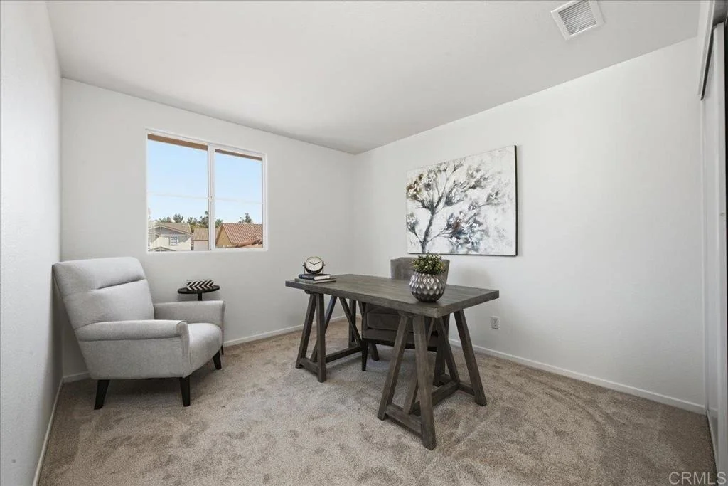Photo of 812 Avenida Abeja