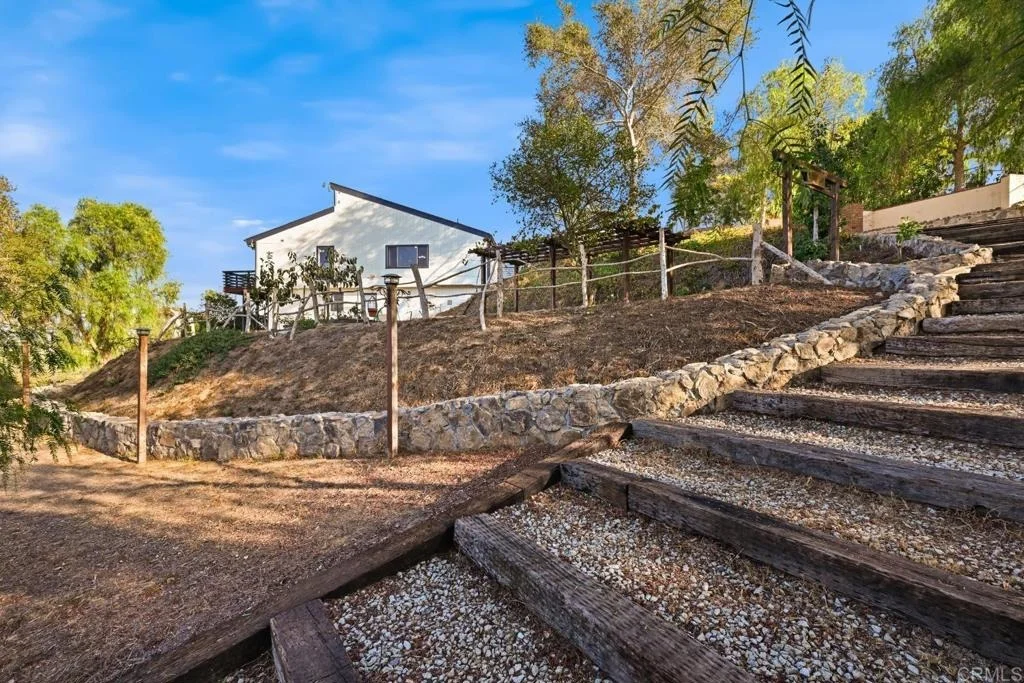 Photo of 335 Morro Hills Road