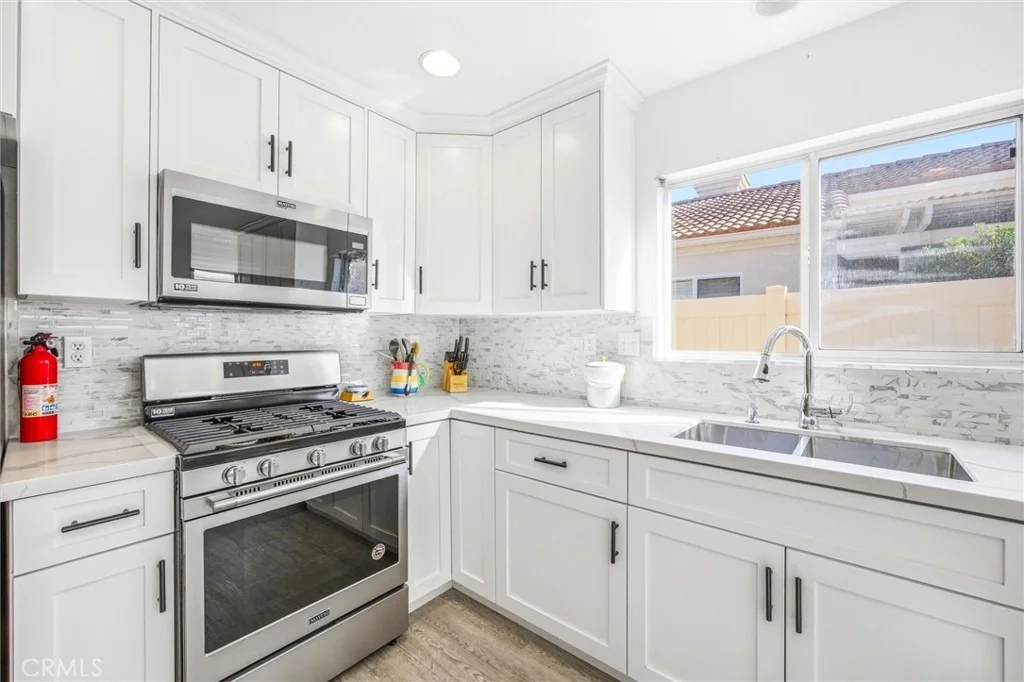 Photo of 40717 Corte Albara