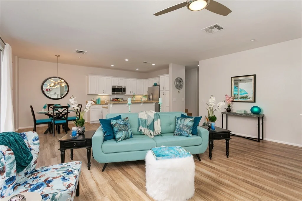 Photo of Unit 2 at 310 Sunset Way
