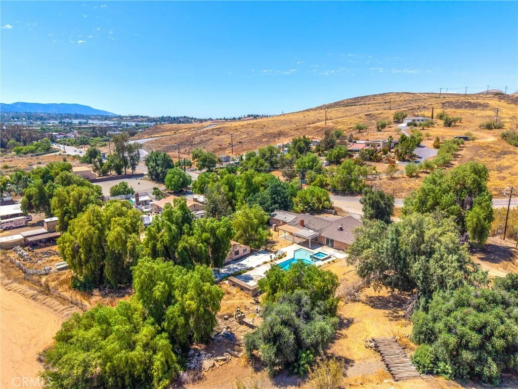 Photo of 9099 Cajalco