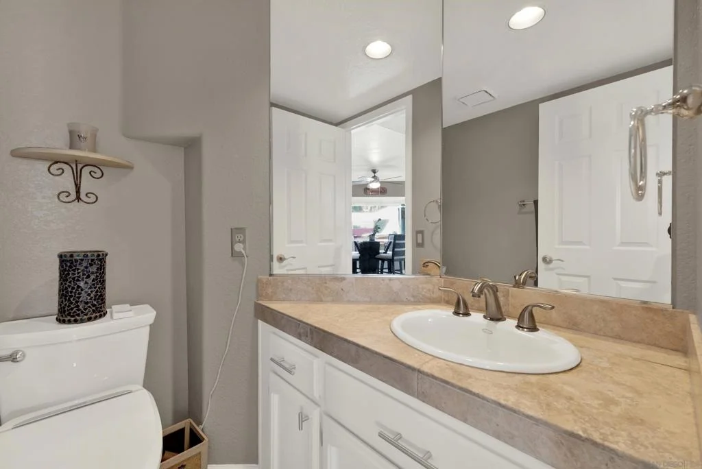 Photo of 1371 Westminster Pl
