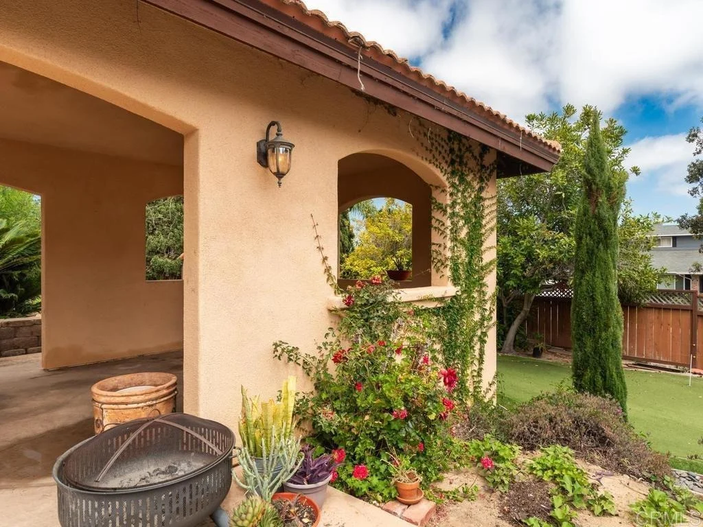 Photo of 4798 Hillside Drive