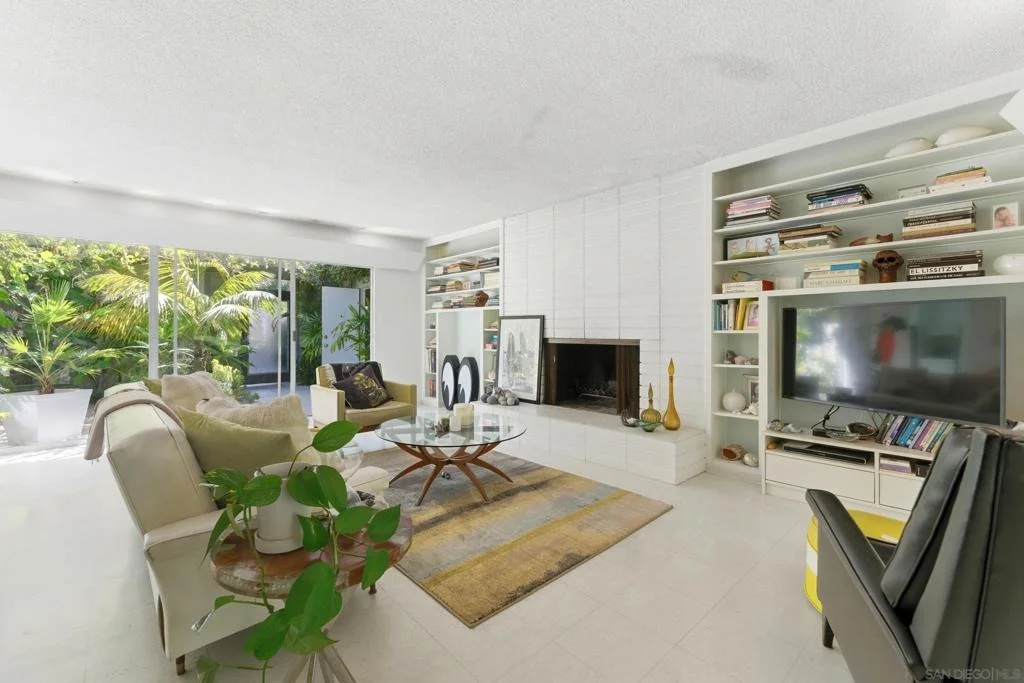 Photo of 5920 La Jolla Blvd