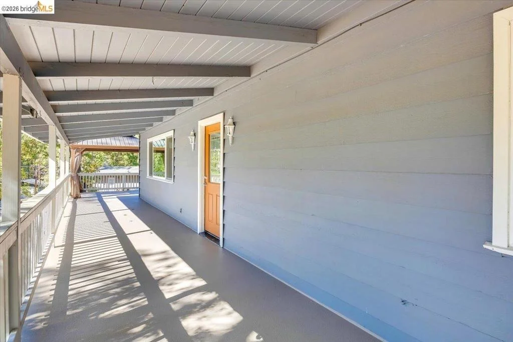 Photo of 5827 Lookout Ct