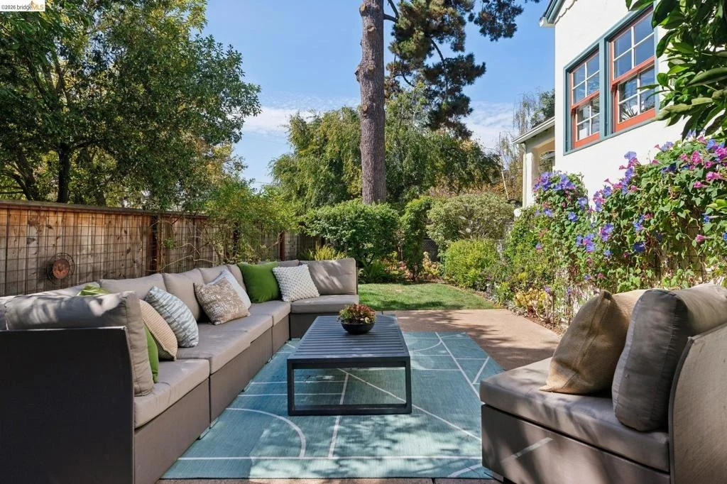 Photo of 929 Contra Costa Ave