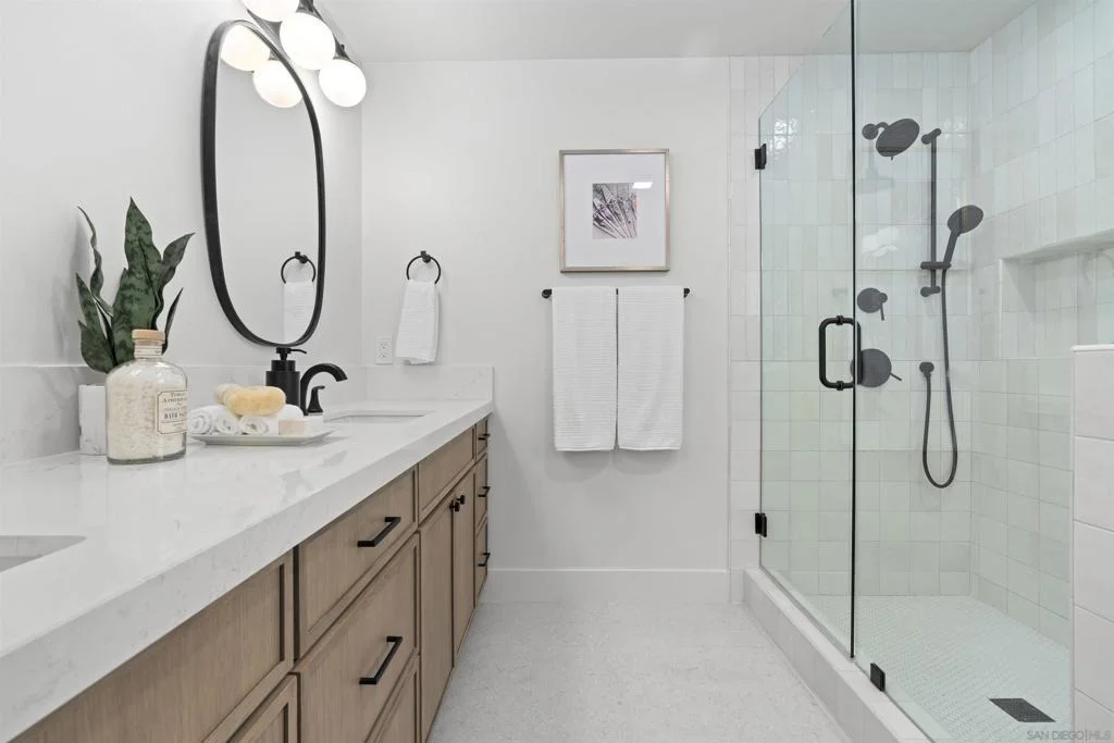 Photo of 1550 Everview