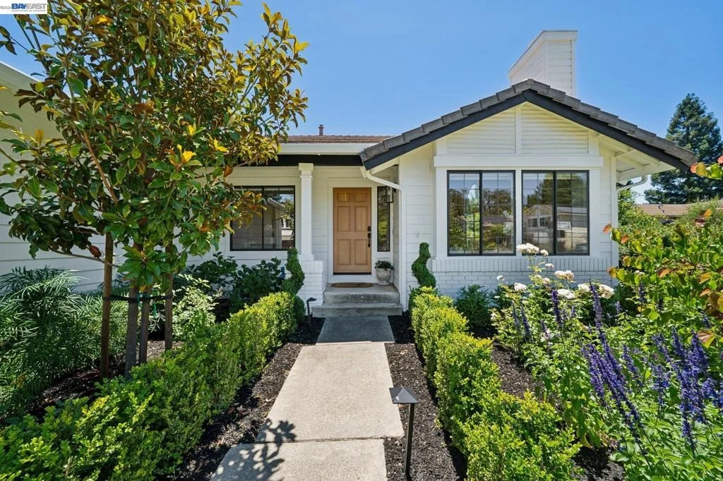 Photo of 2 Ashland Way