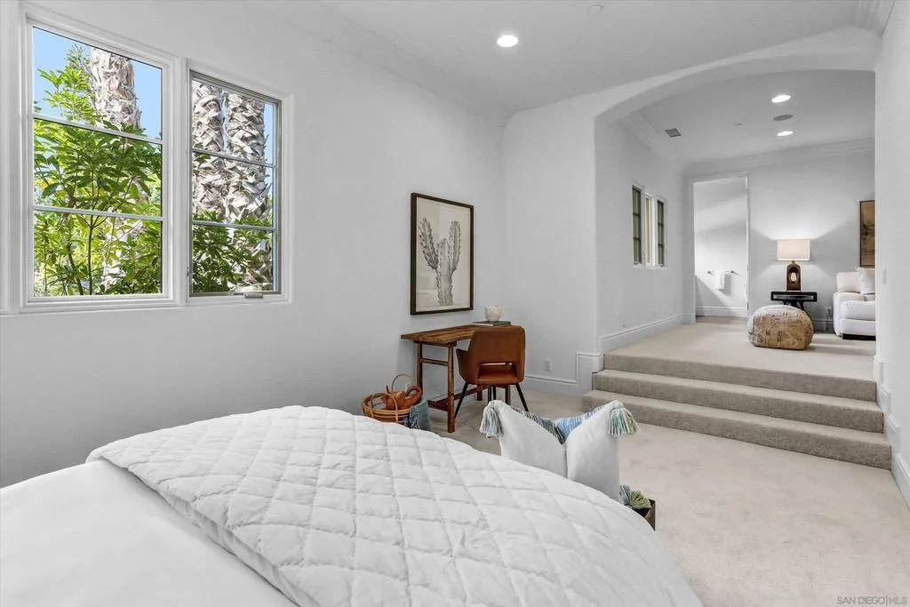 Photo of 6102 Avenida Alteras