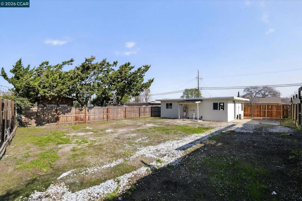 Photo of 87 Bay Drive