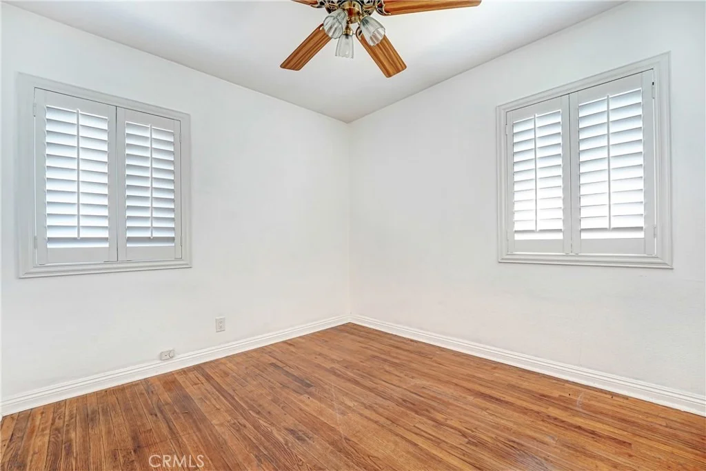 Photo of 727 W 137th Place