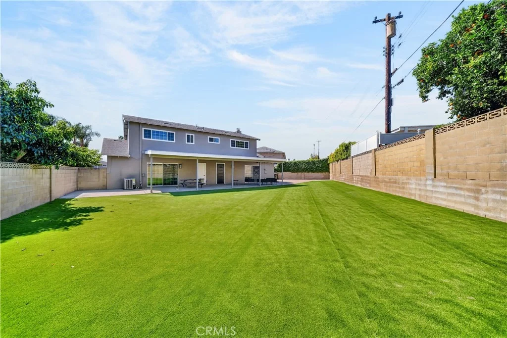 Photo of 1398 Tartan Circle