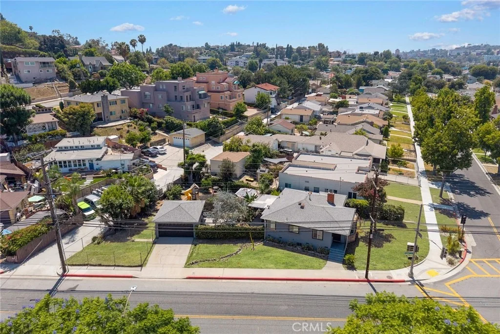 Photo of 2500 Carlos St