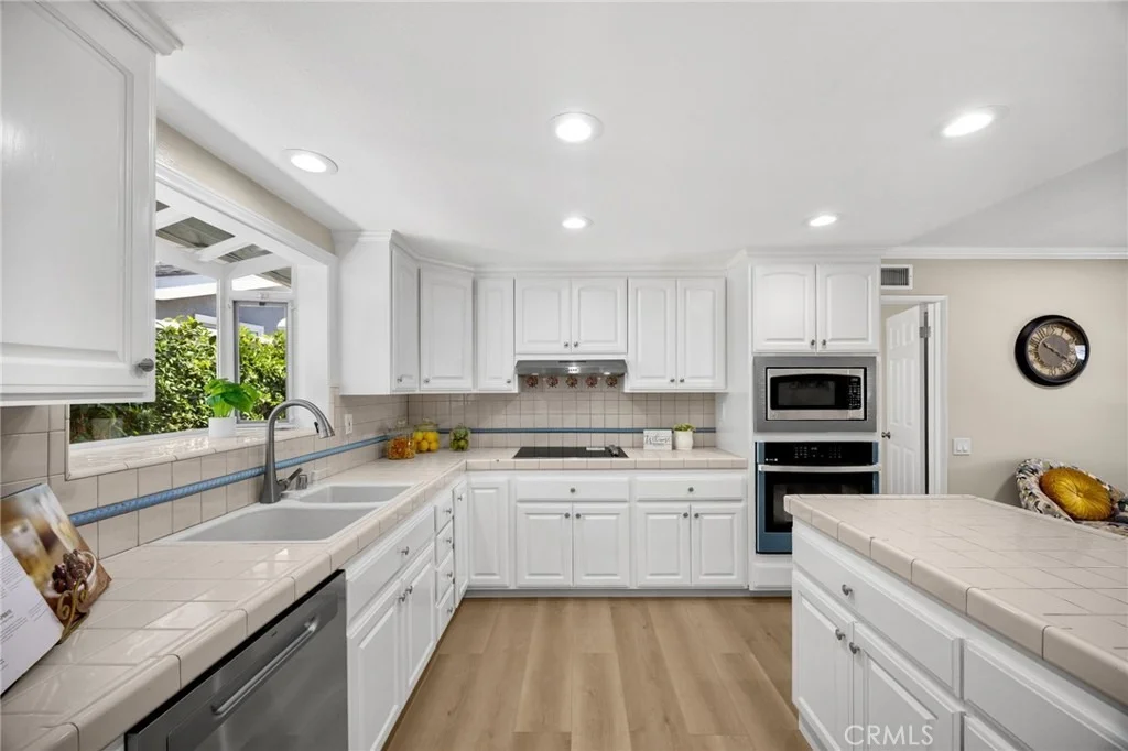 Photo of 1449 La Canada Drive