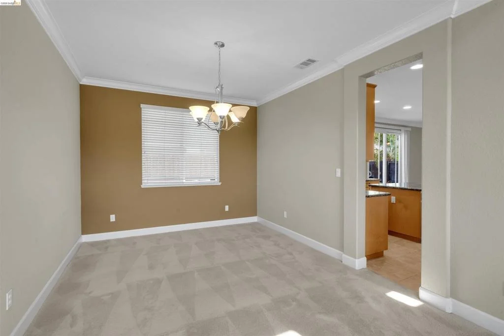 Photo of 1525 Coleridge Way