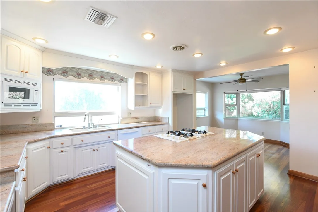 Photo of 5306 Bardwell