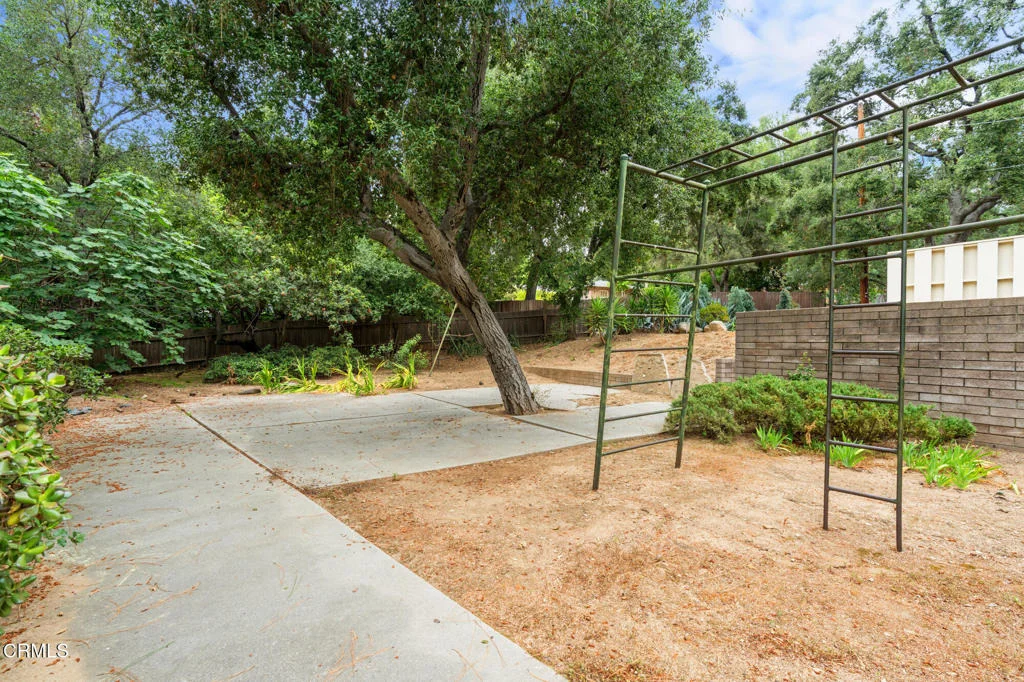 Photo of 1580 Old House Road